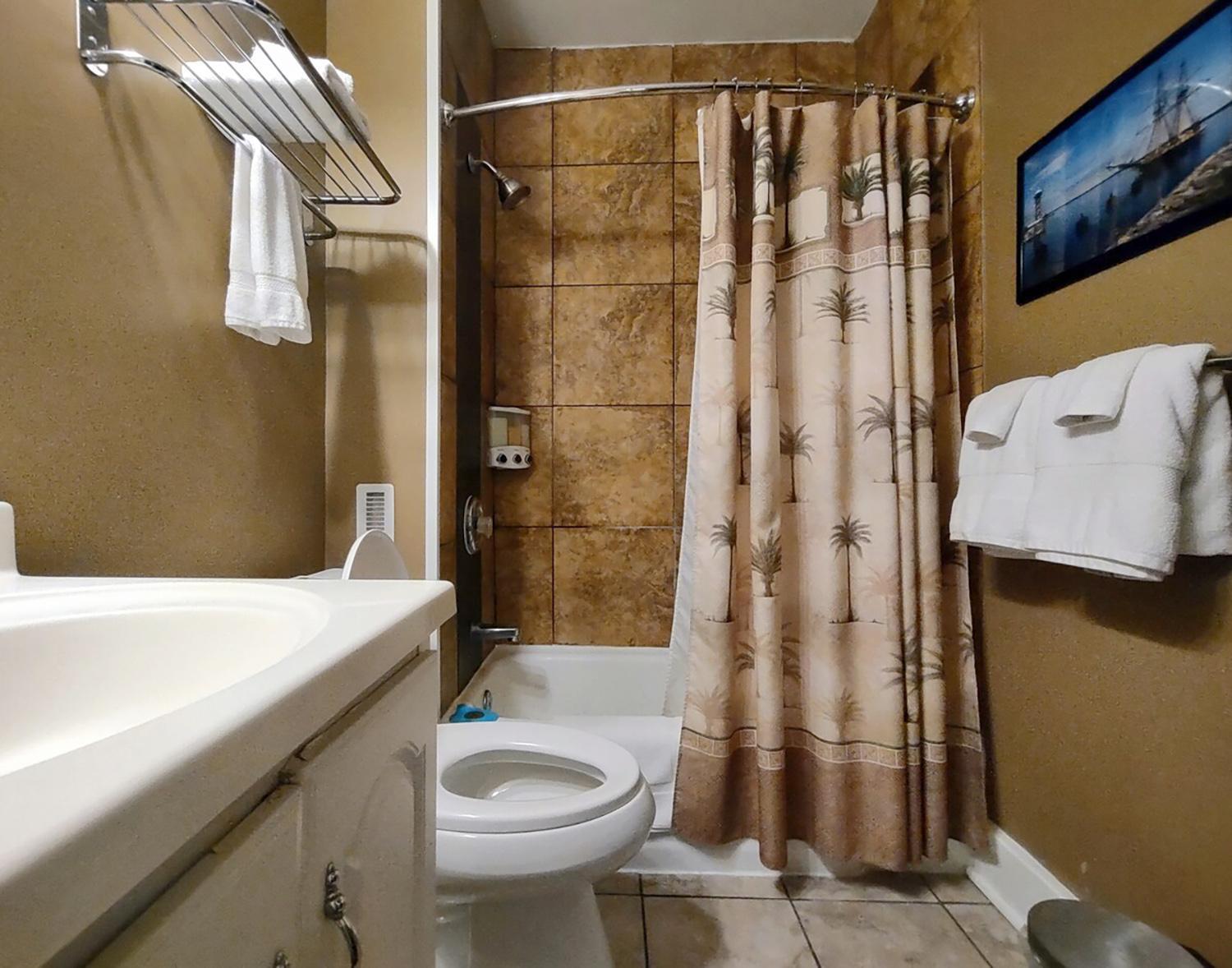 Spacious Frontier Park Apartment ايري المظهر الخارجي الصورة